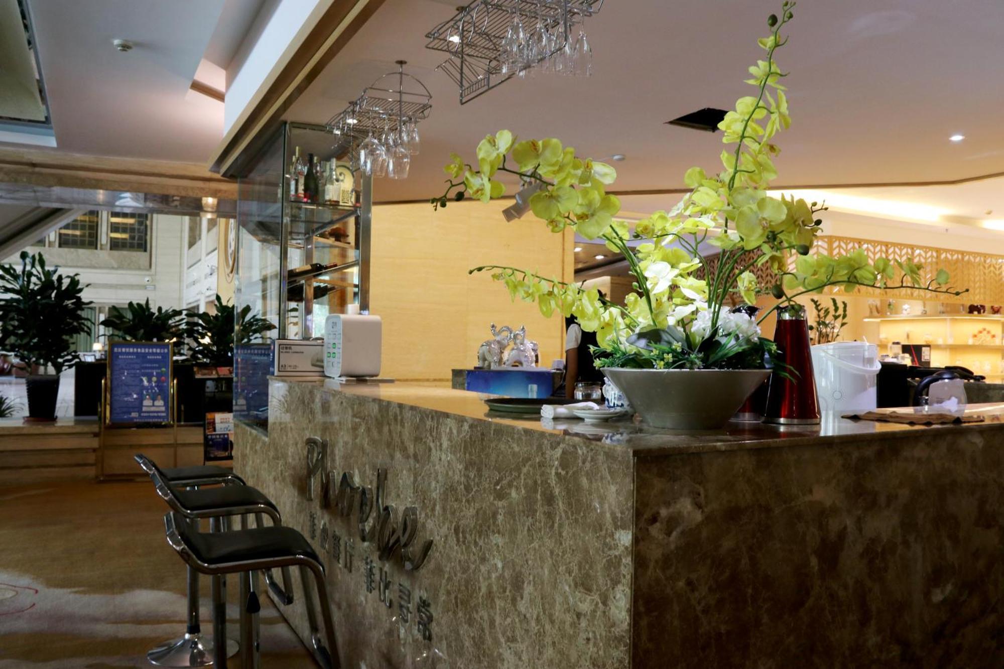 Header Baotou Hotel מראה חיצוני תמונה